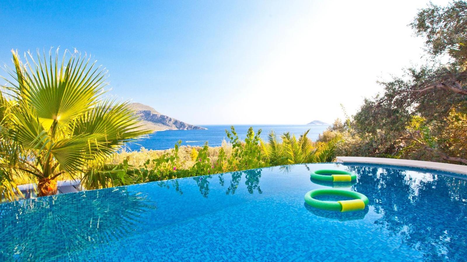 Stunning Seaviews Villa Kalkan Exterior photo